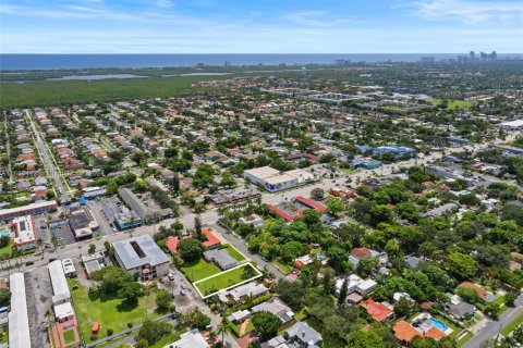 House in Dania Beach, Florida 3 bedrooms, 186.92 sq.m. № 1764505 - photo 25