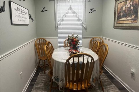 Casa en venta en Zephyrhills, Florida, 3 dormitorios, 124.86 m2 № 2410427 - foto 13