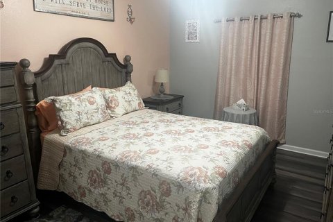 Casa en venta en Zephyrhills, Florida, 3 dormitorios, 124.86 m2 № 2410427 - foto 26