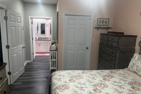 Casa en venta en Zephyrhills, Florida, 3 dormitorios, 124.86 m2 № 2410427 - foto 24