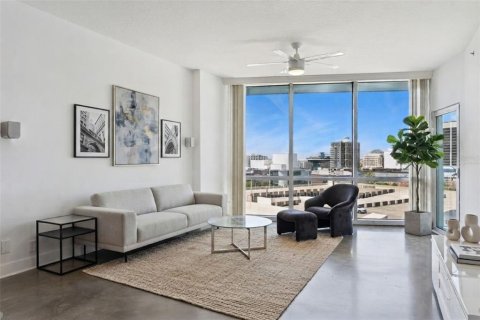 Condo in Orlando, Florida, 2 bedrooms  № 2220700 - photo 5