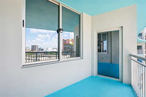 Condo in Orlando, Florida, 2 bedrooms  № 2220700 - photo 19