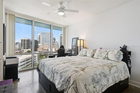 Condo in Orlando, Florida, 2 bedrooms  № 2220700 - photo 22