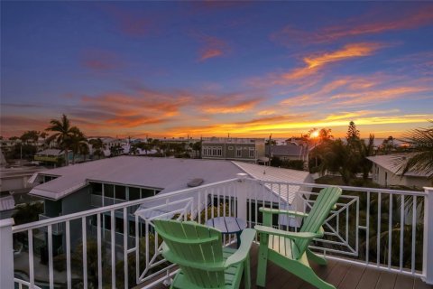 Villa ou maison à vendre à Bradenton Beach, Floride: 5 chambres, 307.32 m2 № 2237526 - photo 6