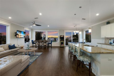 Villa ou maison à vendre à Bradenton Beach, Floride: 5 chambres, 307.32 m2 № 2237526 - photo 10