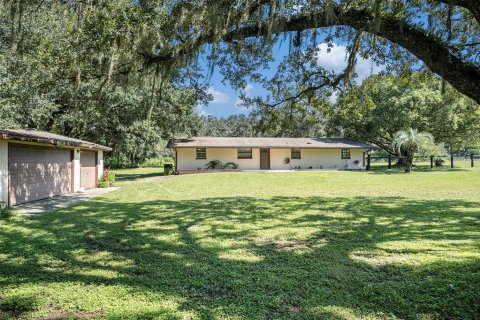 Villa ou maison à vendre à Zephyrhills, Floride: 3 chambres, 136.01 m2 № 1901897 - photo 2