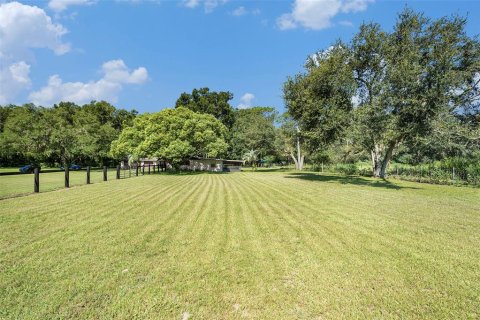 Villa ou maison à vendre à Zephyrhills, Floride: 3 chambres, 136.01 m2 № 1901897 - photo 28