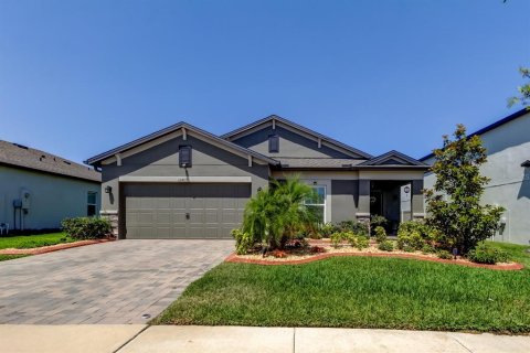 Casa en venta en Dade City, Florida, 4 dormitorios, 205.87 m2 № 1658172 - foto 1
