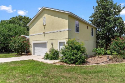 House in Altoona, Florida 3 bedrooms, 230.77 sq.m. № 1911040 - photo 3