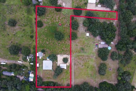 House in Altoona, Florida 3 bedrooms, 230.77 sq.m. № 1911040 - photo 7