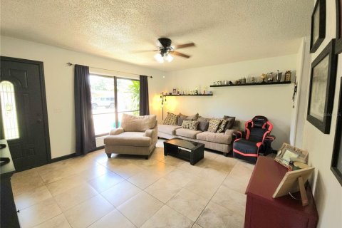 Casa en venta en Port Orange, Florida, 3 dormitorios, 125.14 m2 № 1919788 - foto 4