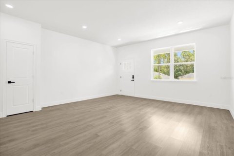 Casa en venta en Citrus Springs, Florida, 4 dormitorios, 143.81 m2 № 1883154 - foto 4
