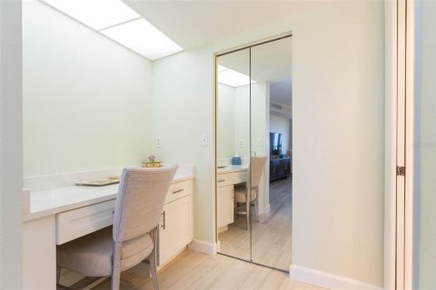 Condominio en venta en Saint Pete Beach, Florida, 3 dormitorios, 157.19 m2 № 1853312 - foto 21