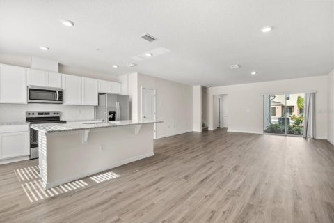 Adosado en alquiler en Apopka, Florida, 3 dormitorios, 152.36 m2 № 1717111 - foto 3