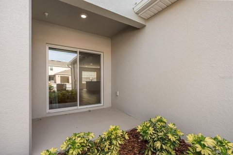 Adosado en alquiler en Apopka, Florida, 3 dormitorios, 152.36 m2 № 1717111 - foto 2