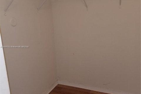 Condo in Cutler Bay, Florida, 3 bedrooms  № 1762849 - photo 3