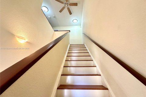 Купить таунхаус в Дирфилд-Бич, Флорида 2 спальни, 134.34м2, № 2038927 - фото 27