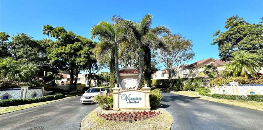 Таунхаус в Дирфилд-Бич, Флорида 2 спальни, 134.34м2 № 2038927