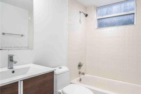 Apartamento en alquiler en Miami, Florida, 1 dormitorio, 55.74 m2 № 2010005 - foto 14