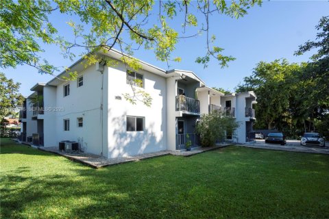 Apartamento en alquiler en Miami, Florida, 1 dormitorio, 55.74 m2 № 2010005 - foto 16