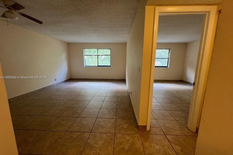 Copropriété à louer à Coral Springs, Floride: 1 chambre, 55.56 m2 № 1946444 - photo 11