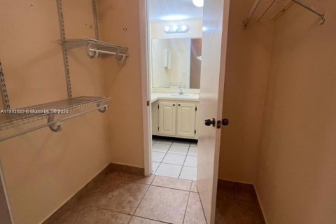 Copropriété à louer à Coral Springs, Floride: 1 chambre, 55.56 m2 № 1946444 - photo 17