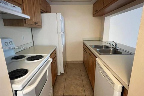 Copropriété à louer à Coral Springs, Floride: 1 chambre, 55.56 m2 № 1946444 - photo 5