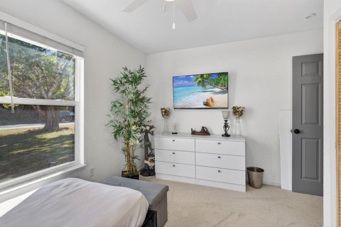 Casa en venta en St. Lucie, Florida, 4 dormitorios, 136.01 m2 № 2084886 - foto 27