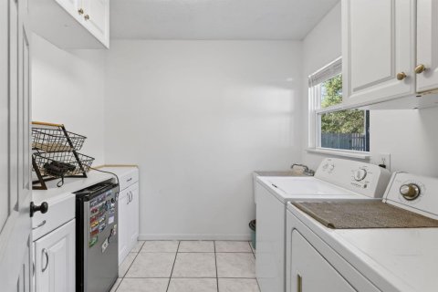 Casa en venta en St. Lucie, Florida, 4 dormitorios, 136.01 m2 № 2084886 - foto 30