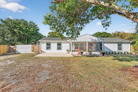 Casa en St. Lucie, Florida 4 dormitorios, 136.01 m2 № 2084886