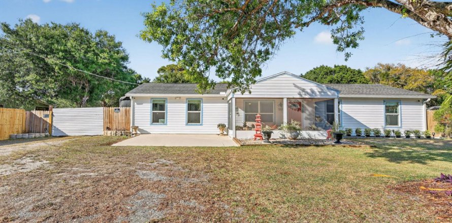 Casa en St. Lucie, Florida 4 dormitorios, 136.01 m2 № 2084886