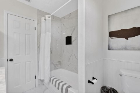 Casa en venta en St. Lucie, Florida, 4 dormitorios, 136.01 m2 № 2084886 - foto 24