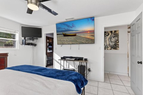 Casa en venta en St. Lucie, Florida, 4 dormitorios, 136.01 m2 № 2084886 - foto 16