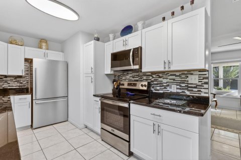 Casa en venta en St. Lucie, Florida, 4 dormitorios, 136.01 m2 № 2084886 - foto 13