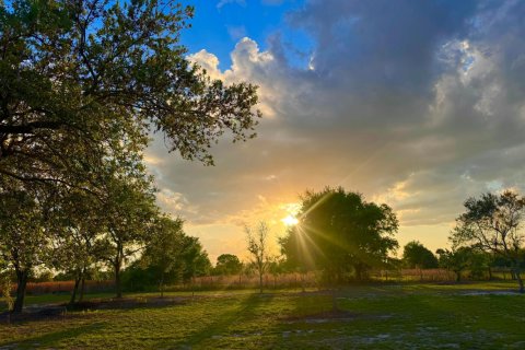 Propiedad comercial en venta en Okeechobee, Florida № 2146264 - foto 4