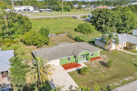 House in Sebring, Florida 3 bedrooms, 124.12 sq.m. № 1810650 - photo 4