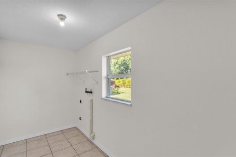 House in Sebring, Florida 3 bedrooms, 124.12 sq.m. № 1810650 - photo 21