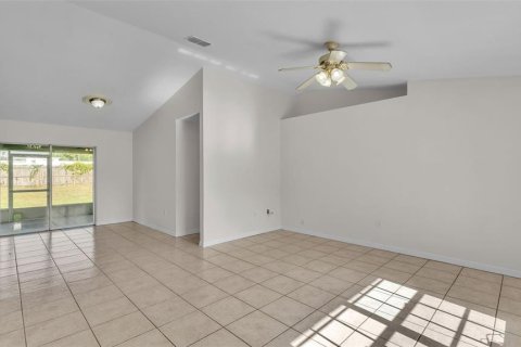 House in Sebring, Florida 3 bedrooms, 124.12 sq.m. № 1810650 - photo 13