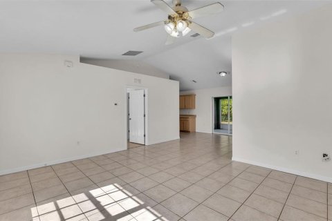 House in Sebring, Florida 3 bedrooms, 124.12 sq.m. № 1810650 - photo 15