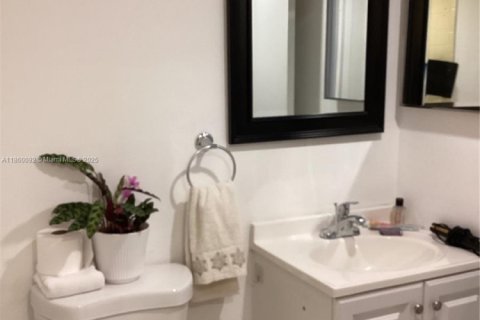 Condominio en venta en Delray Beach, Florida, 2 dormitorios № 1921699 - foto 22