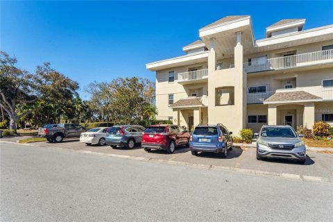 Condominio en alquiler en Clearwater, Florida, 3 dormitorios, 129.13 m2 № 2157705 - foto 4