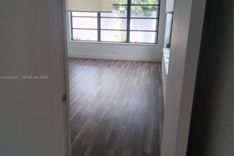 Villa ou maison à Hollywood, Floride 1 chambre, 231.23 m2 № 2189294