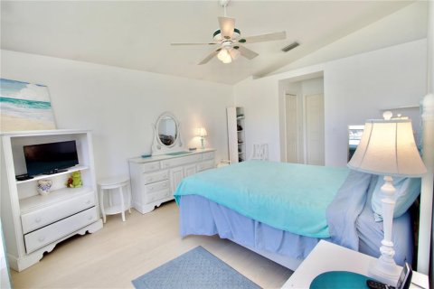 Casa en venta en New Port Richey, Florida, 2 dormitorios, 135.27 m2 № 1583781 - foto 13
