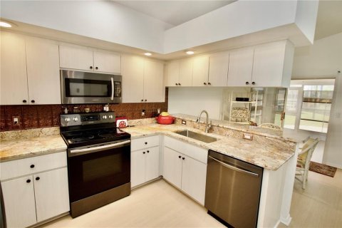 Casa en venta en New Port Richey, Florida, 2 dormitorios, 135.27 m2 № 1583781 - foto 9