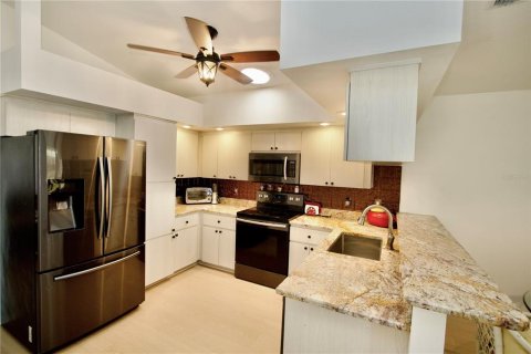 Casa en venta en New Port Richey, Florida, 2 dormitorios, 135.27 m2 № 1583781 - foto 11