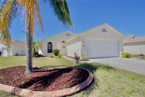 Casa en venta en New Port Richey, Florida, 2 dormitorios, 135.27 m2 № 1583781 - foto 1