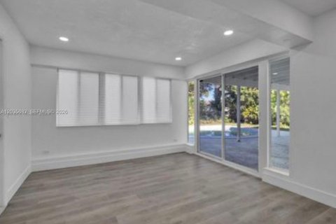 Villa ou maison à louer à Lauderhill, Floride: 3 chambres, 141.95 m2 № 2153908 - photo 13