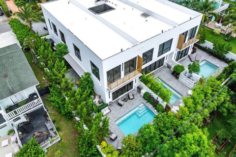 Touwnhouse à vendre à Delray Beach, Floride: 3 chambres, 239.87 m2 № 2272498 - photo 25