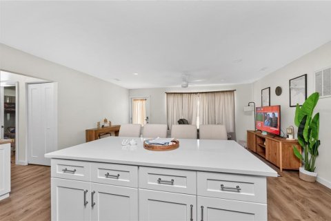 Casa en venta en Punta Gorda, Florida, 3 dormitorios, 117.99 m2 № 2149958 - foto 16