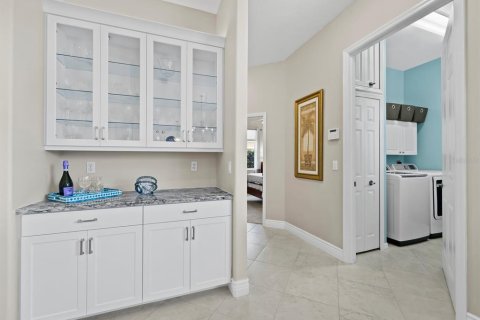 House in Bradenton, Florida 3 bedrooms, 241.17 sq.m. № 1759805 - photo 27